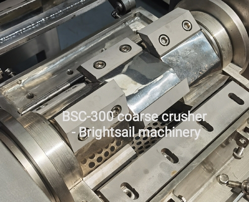 Roestvrij staal Walnut Shell Grove Crusher Walnut Shell crusher machine voedsel molen poeder maken met CE